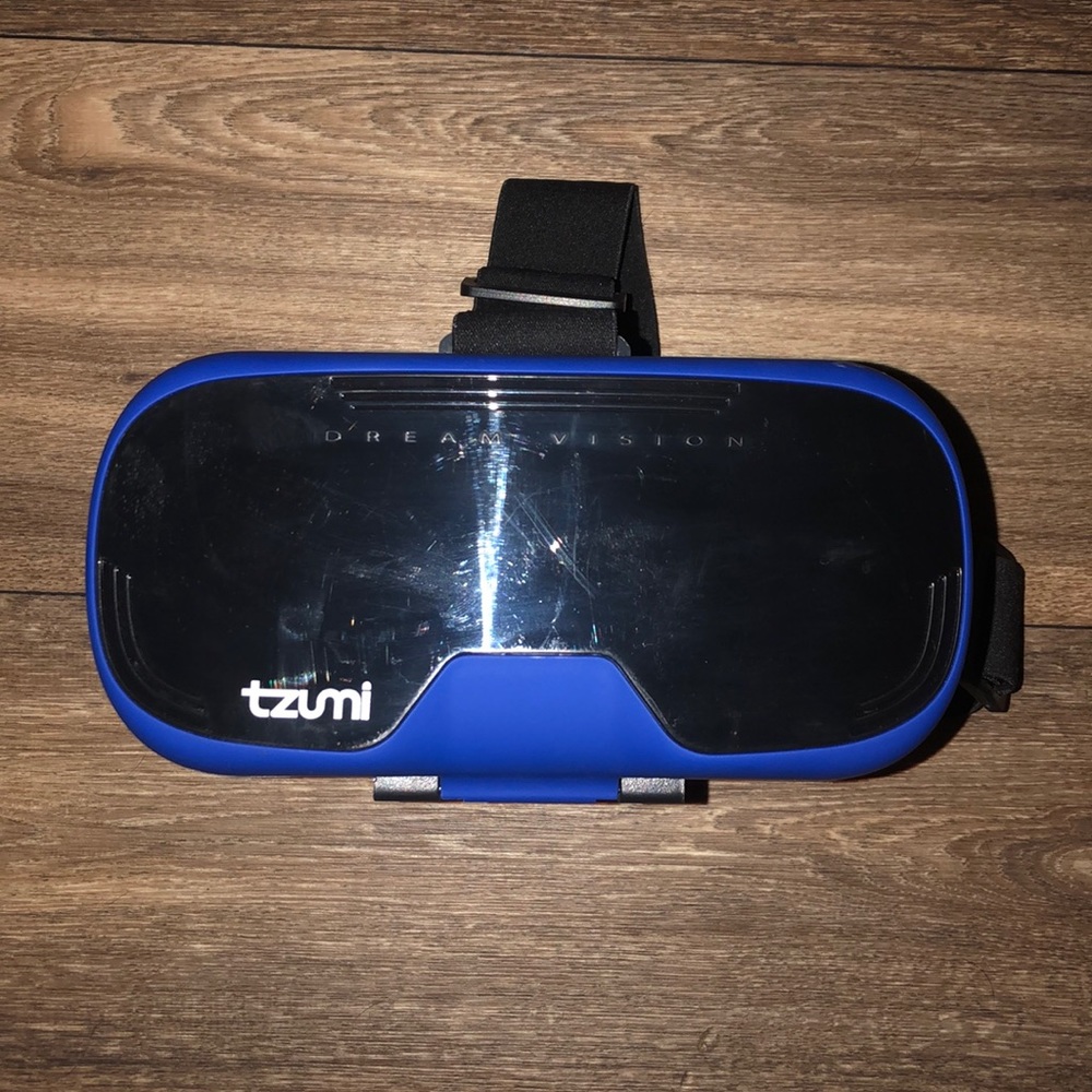 Virtual Reality Goggles
